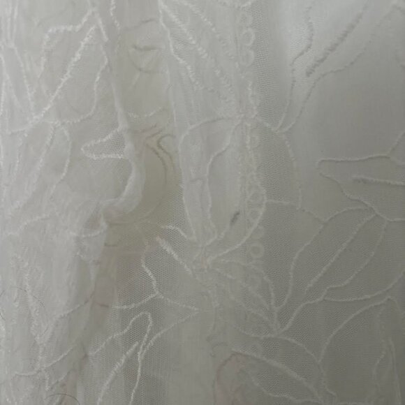 Bershka White Floral Cover Up NWOT - Picture 3 of 5